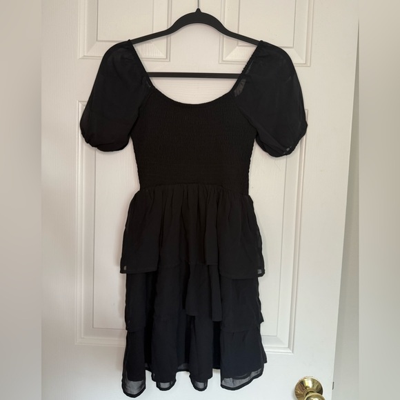 Hollister Black Flowy Dress - Picture 2 of 3